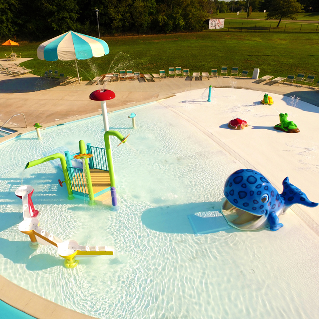 Wadsworth Grizzly Outdoor Pool YMCA Akron